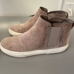 Vince Suede High Top Slip On Sneakers Sz 6.5